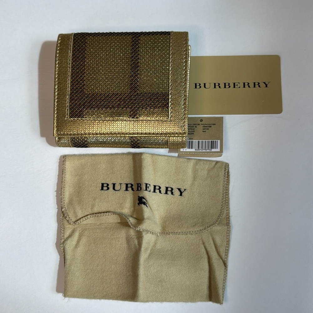 BNWT Authentic BURBERRY gold plaid wallet holds change card bills w/dust bag